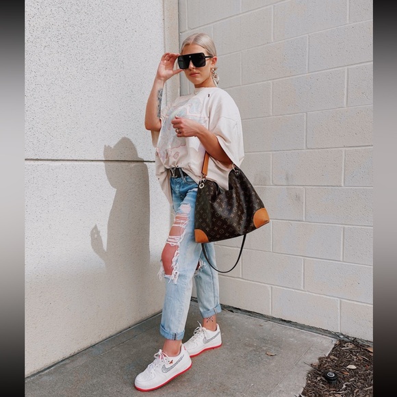 Meet your Posher, Colby - Picture 4 of 16